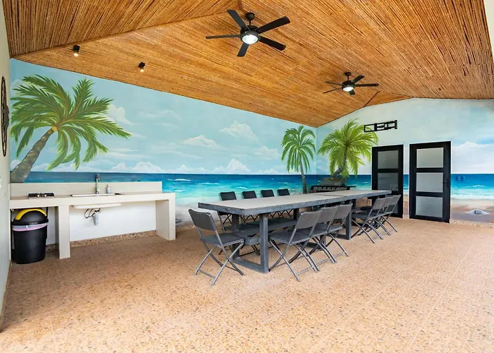 Modern With Lush Mountain Views And Spectacular Shaded Terrace In Private Gated Community *