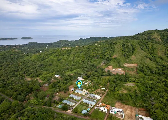 Сasa de vacaciones Modern With Lush Mountain Views And Spectacular Shaded Terrace In Private Gated Community
